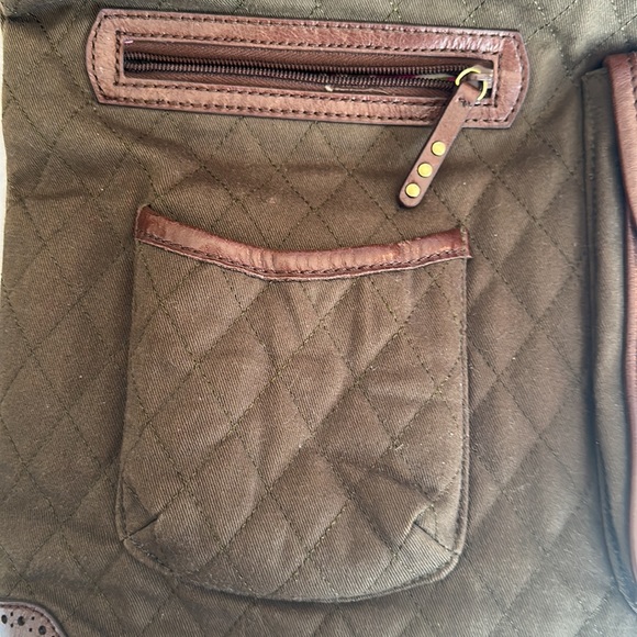 *Vera Bradley Middleton Slim Olive Quilted Canvas/ Leather Tote - Picture 5 of 14